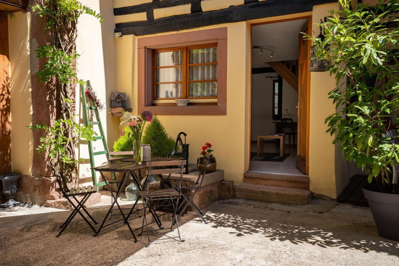 La Cour St-Fulrad - Appartements Saint-Hippolyte  Exterior foto